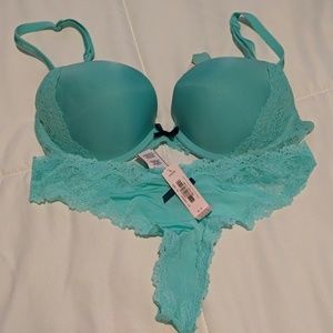 Dream Angels Push Up and Thong set